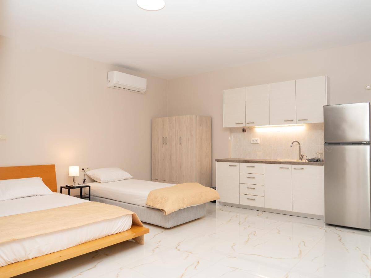 Allagiannis Group Apartments Markopoulo Mesogaias Exterior photo